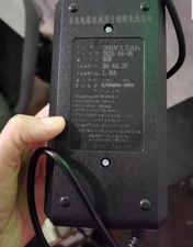36V12AH 3-hole 95W 36-44.2V 1.8A Power Supply Adapter Battery Charger