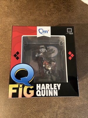 Batman HARLEY QUINN QMX QFIG Figure new in box