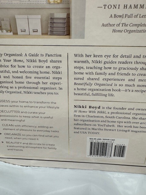 Beautifully Organized: A Guide to Function and Style in Your Home (1944515682)