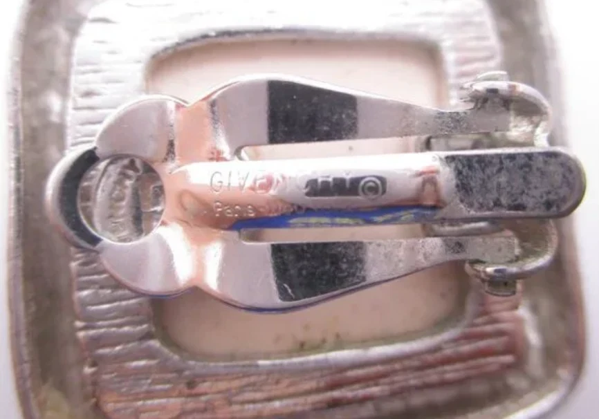 vintage 1990s Givenchy clip on earrings cream silver minimalist square 0061 - Image 4 of 4