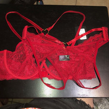 NWT Frederick's of Hollywood S/M 2 Piece Lover Red Bra Crotchless Panties Set