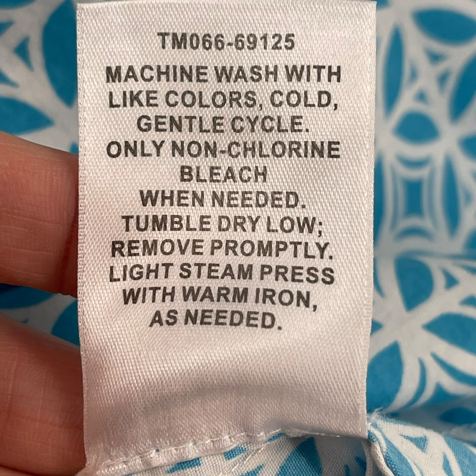 Pendleton 100% Cotton Split Neck 3/4 Length Sleev… - image 9