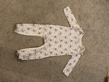 Disney Winnie The Pooh Sleeper Set 18 Month Ruffles Pull On Snap Legs