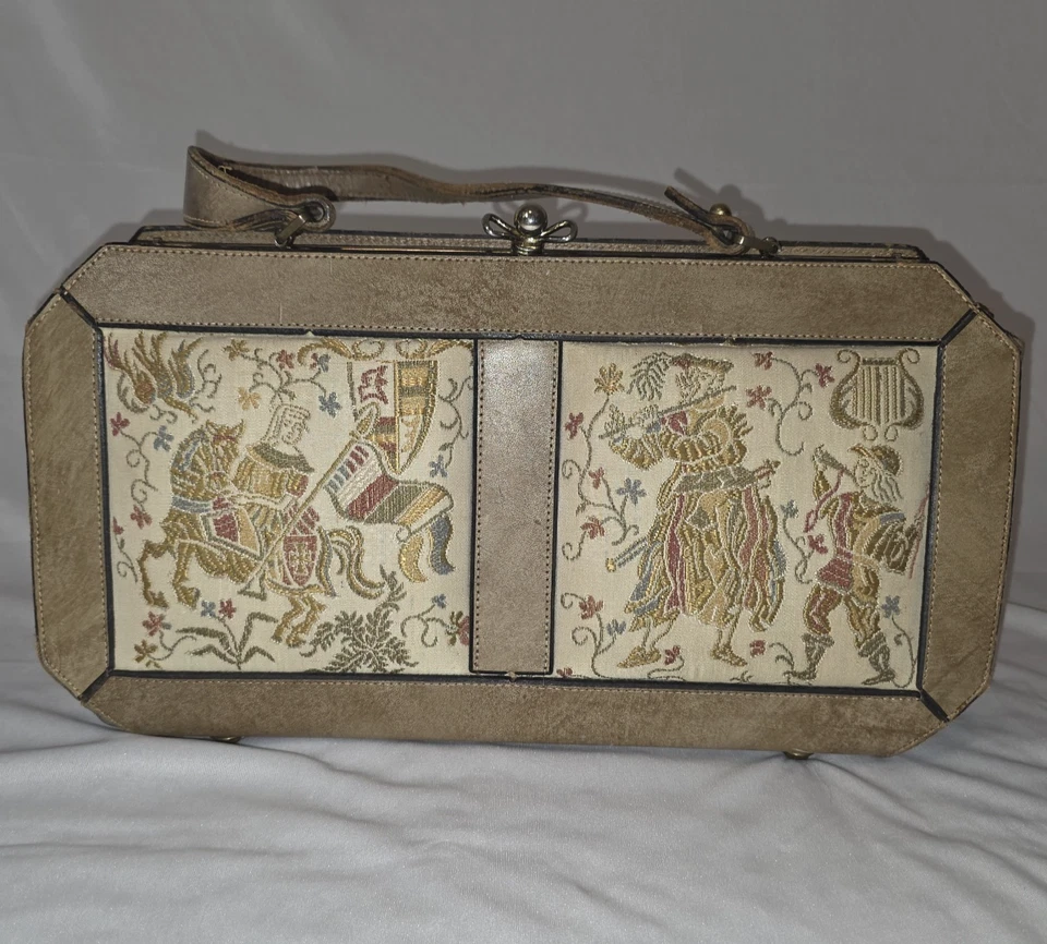 De colección Raro 1950 Caja Monedero Largo Caballeros Medievales Renacimiento Tapiz Victoriano Foto 4 de 4