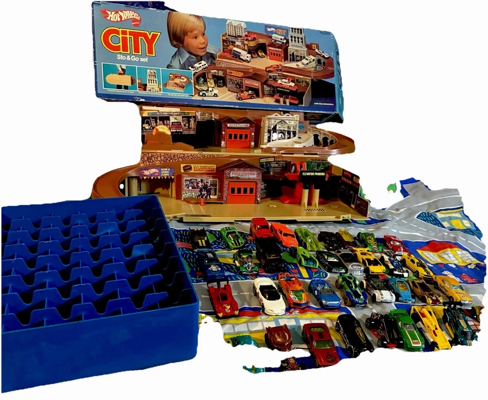 Hot Wheels City Service Center Sto N Go Playset Car Wash Garage Gas Vintage 1979 - Image 2 of 4