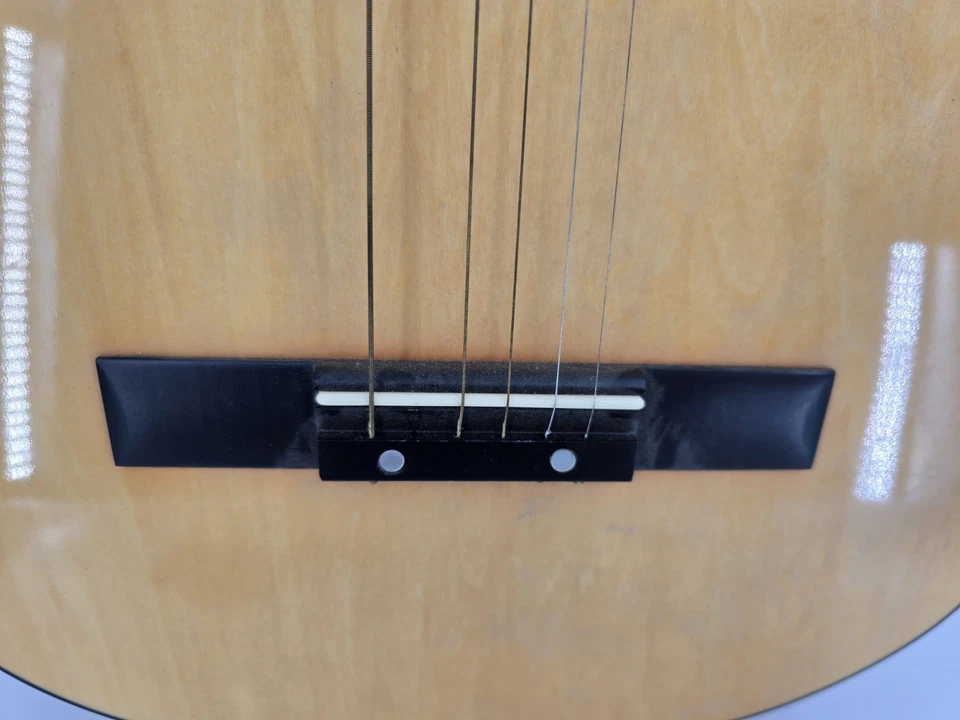 Guitarra Acústica Indiana Colt 36" Acabado Natural con Estuche Foto 3 de 4