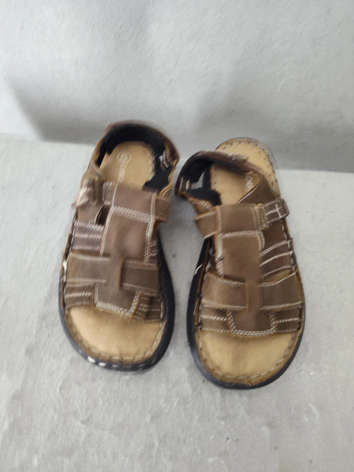 Sandalias Cherokee para niños 5 zapatos informales cómodos de verano con correa superior de cuero marrón Foto 3 de 4