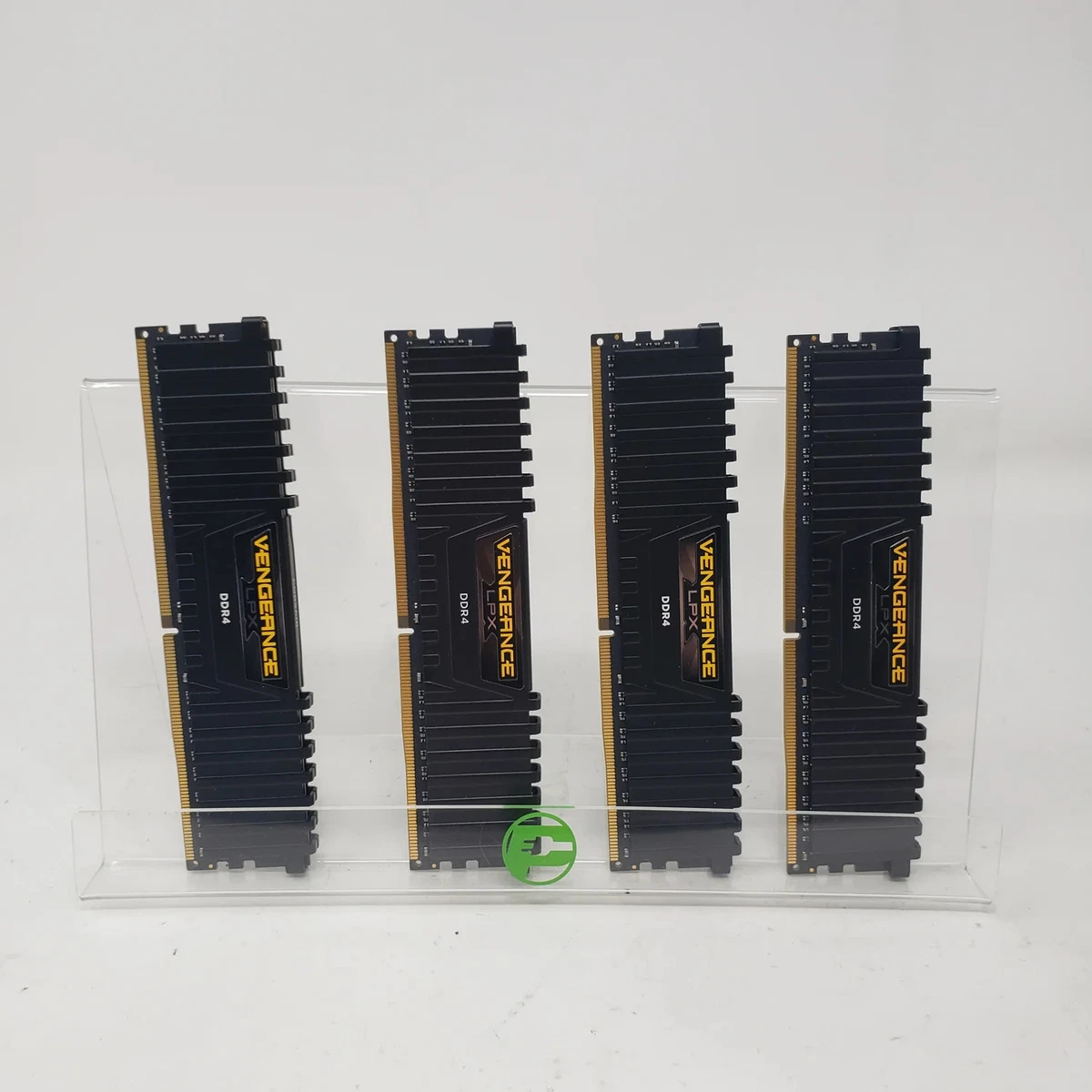 25+ Corsair DDR4 SDRAM 32 GB Total Capacity Memory (RAM) for sale
