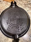 Griswold Cast Iron Waffle Maker Vintage American #8 Patent 1922