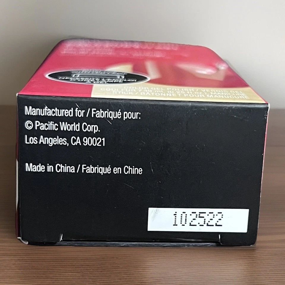 Esmalte de uñas SensatioNAIL Gel Color Rojo en “Back to the Fuchsia” 72588 Foto 2 de 4