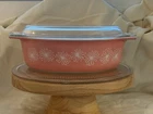 Vintage Pink Pyrex Daisy Princess Oval Casserole Dish w/ Lid 2 1/2 QT # 045