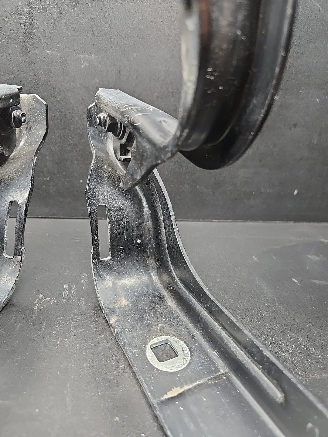 Maserati Ghibli 2014-2019 RIGHT Hood hinge