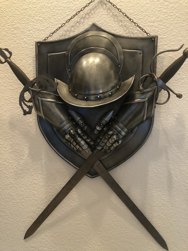 coat of arms wall plaque w/ Swords