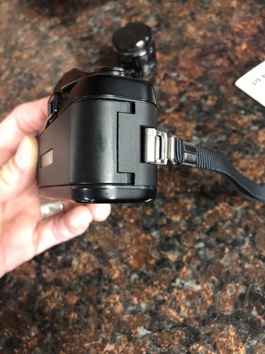 Vintage 70s Asahi Pentax Auto 110 System Camera (LOOK) - Picture 7 of 24