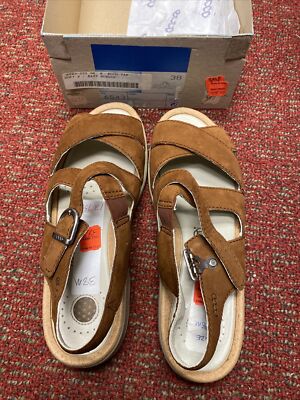 Ecco X-Bast nubuck soft sandals size 8
