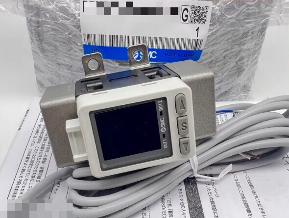 1PCS NEW FIT FOR SMC PFMB7202-06-B-M Flow Meter switch