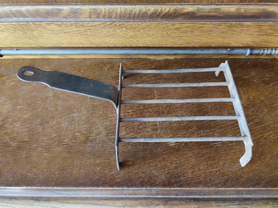 ANCIEN REPOSE FER A REPASSER art populaire XIXe - Photo 2/2