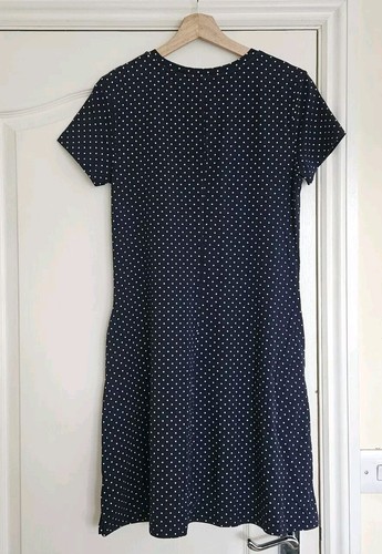 Isaac Mizrahi Short Sleeve Swing Dress with Pockets, Petite, Navy Multi, Size M - Picture 4 of 7