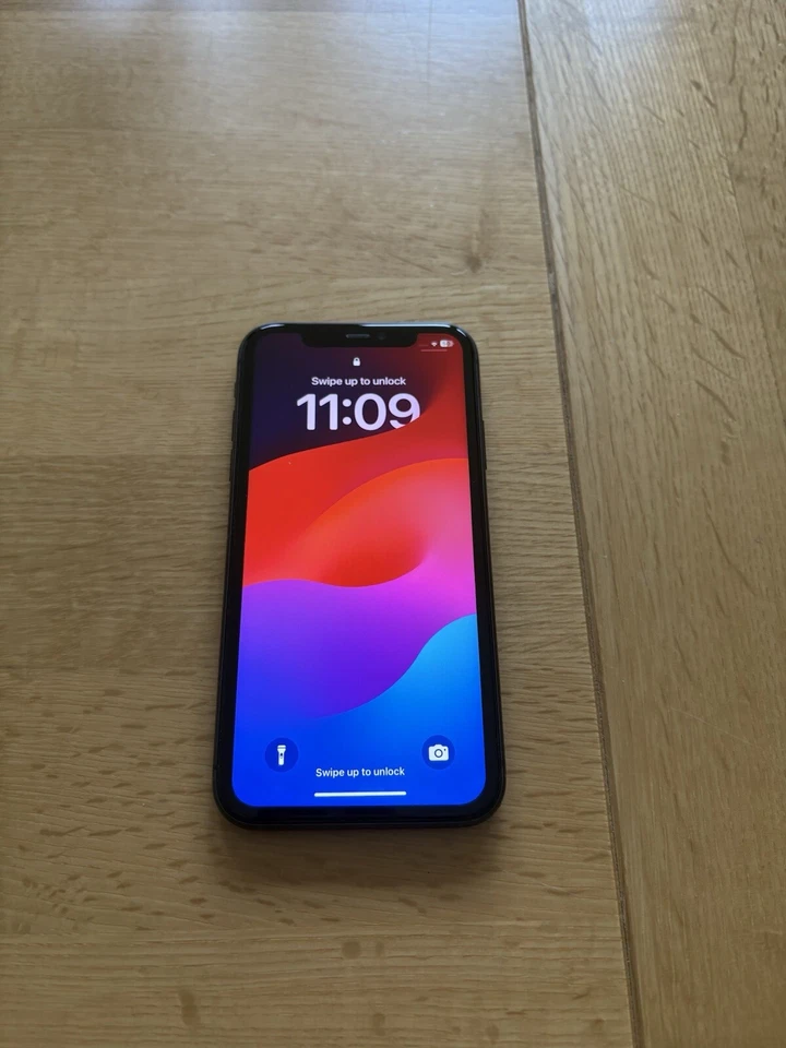 Iphone 11, photo 3 of 3