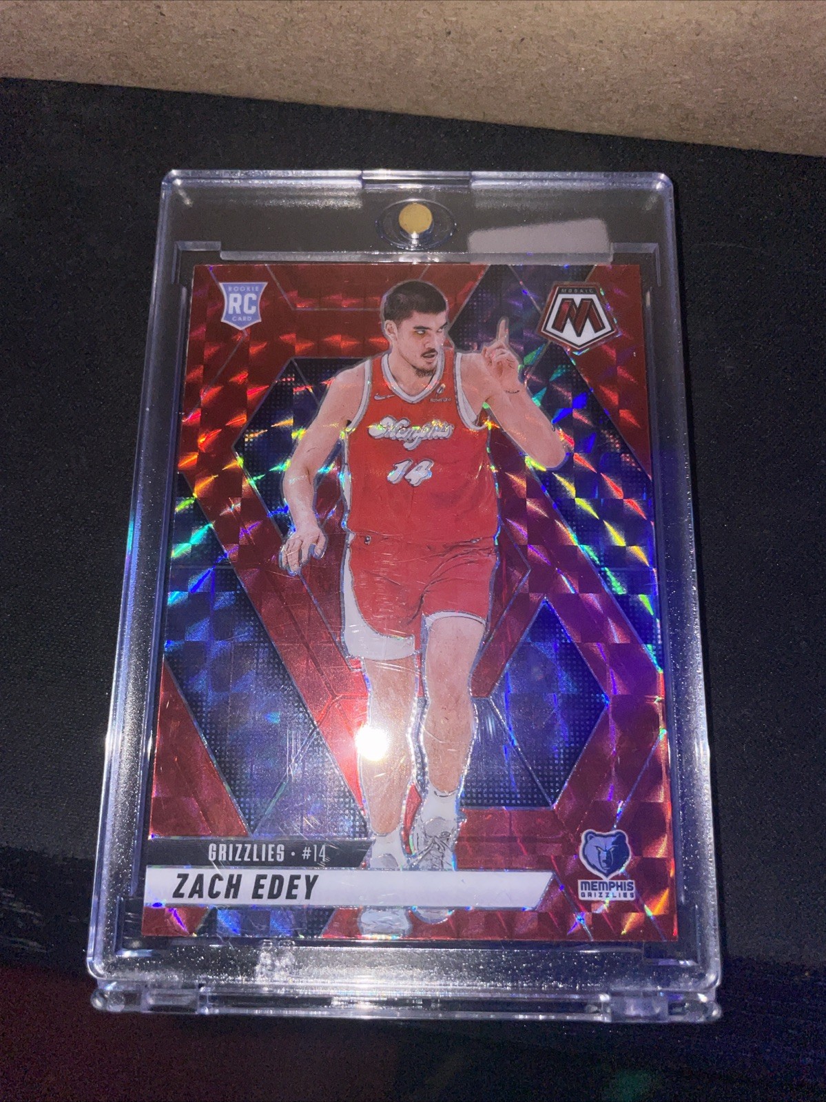 2024-25 Panini Mosaic - Rookies Zach Edey #248 Red Mosaic Prizm (RC)