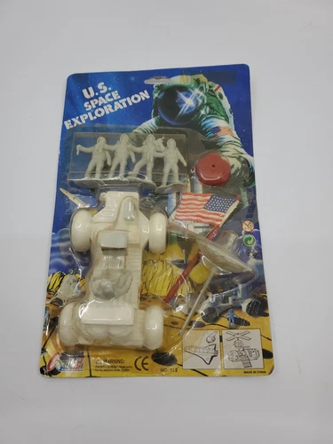 Vintage Hing Fat U.S. Space Exploration Playset w/ Plastic Figures #921, Sealed