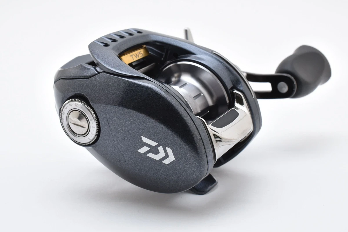 Daiwa Right-Hand Baitcasting Fishing Reels for sale | eBay