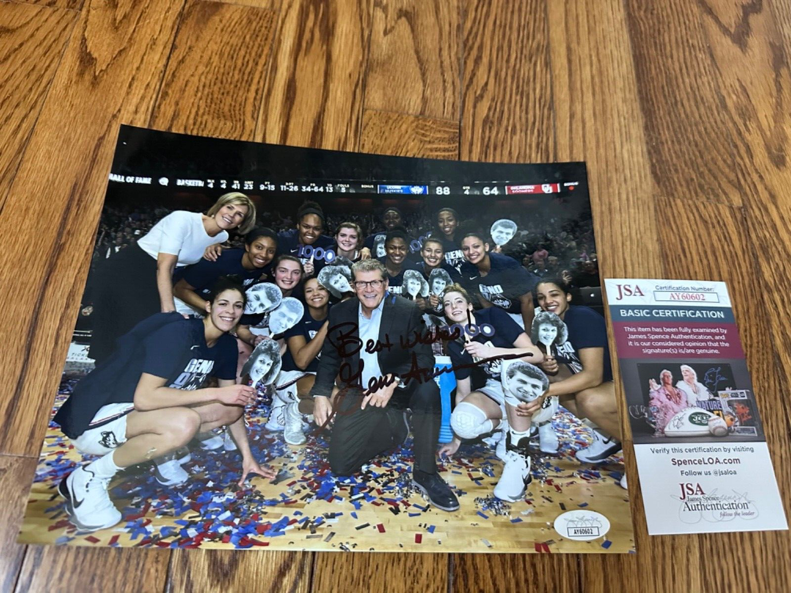 Geno Auriemma Autographed Signed UConn Huskies Coach NCAA Basketball 8x10 Photo JSA 