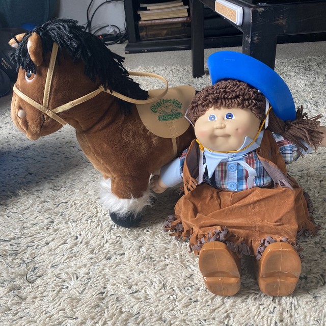 Vintage Cabbage Patch Kids Show Pony 1984 Gray Plush Horse Saddle