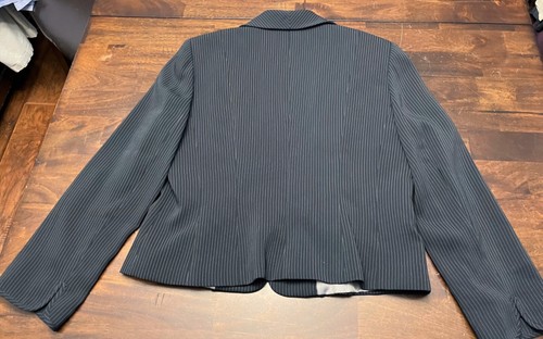 Tahari Navy Blue Pin Striped Lined Blazer Women’s Size 16 - Picture 3 of 5