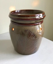 Scentsy Warmer Quill Rustic Look Mid Size Brown 4" x 3.5" MSW-QUIL, Retired