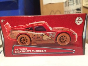 dirt track mcqueen