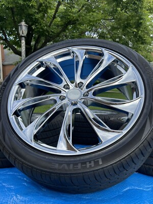 22x8.5 5x114.3 38 Offset Eclipse 106 Chrome Wheels 265/40R22