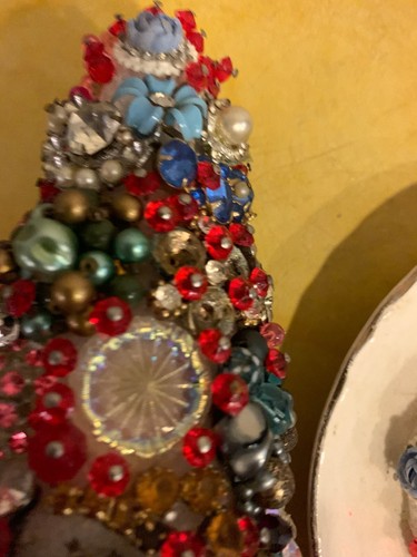 Vintage Jewel Standing Christmas Tree from Earrings 12" - Picture 7 of 10