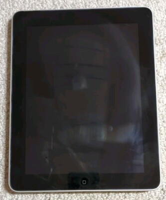Apple Ipad A1219 16GB Silver 9.7