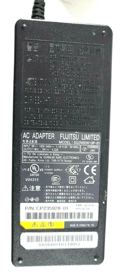 Fuente de alimentación adaptador de CA genuino Fujitsu para computadora portátil FMV-AC322 19V 80W con cable de alimentación Foto 3 de 4