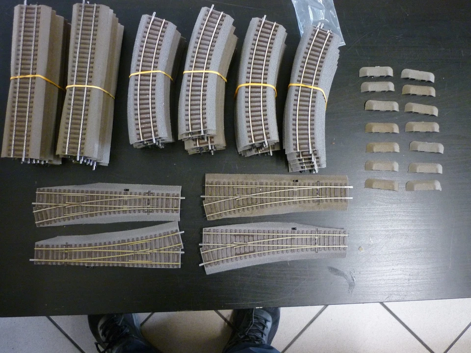 Roco Line H0 Gleis Konvolut mit Bettung siehe Liste ohne OVP