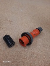 NOS Hubbell 20A 125/250VAC 3-Pole 4-Wire Watertight Pin Sleeve Heavy Duty Plug
