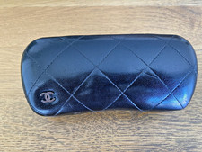 ETUI A LUNETTE CHANEL RIGIDE CUIR REMBOURRE noir