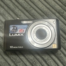 Panasonic Lumix DMC-FS7 Digital Compact Camera Black with Case 