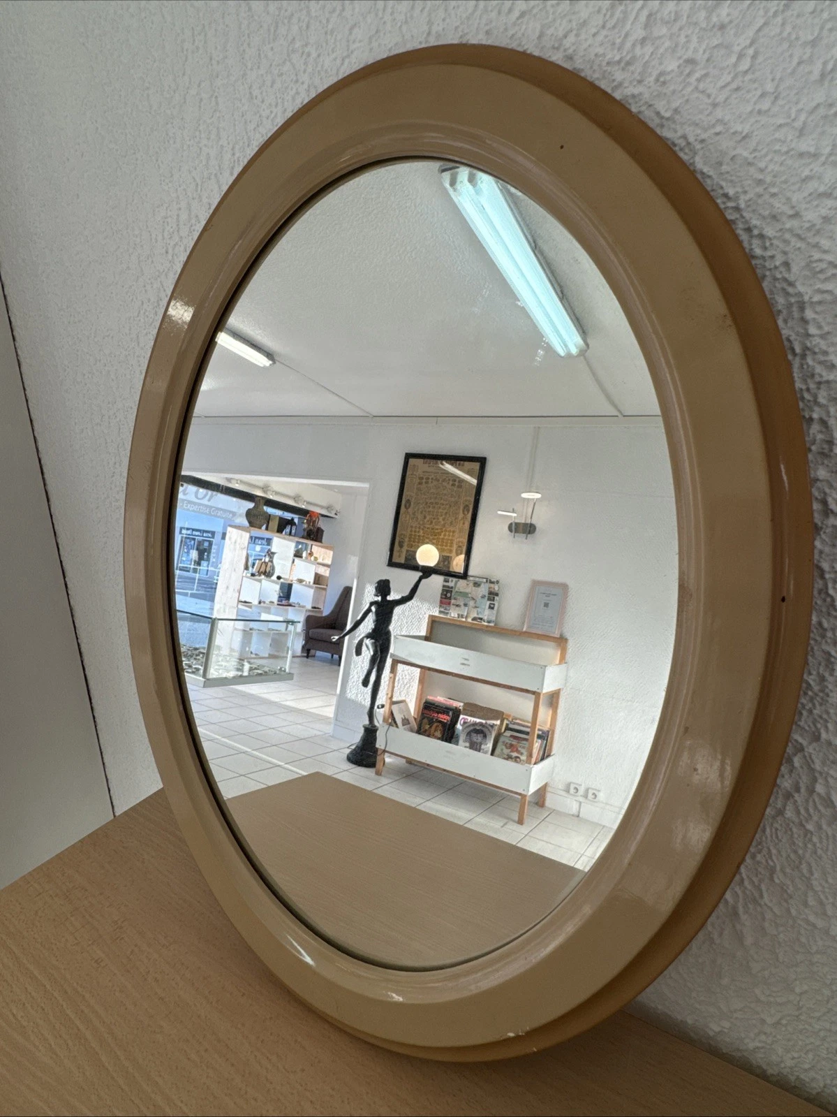 Miroir vintage ovale beige