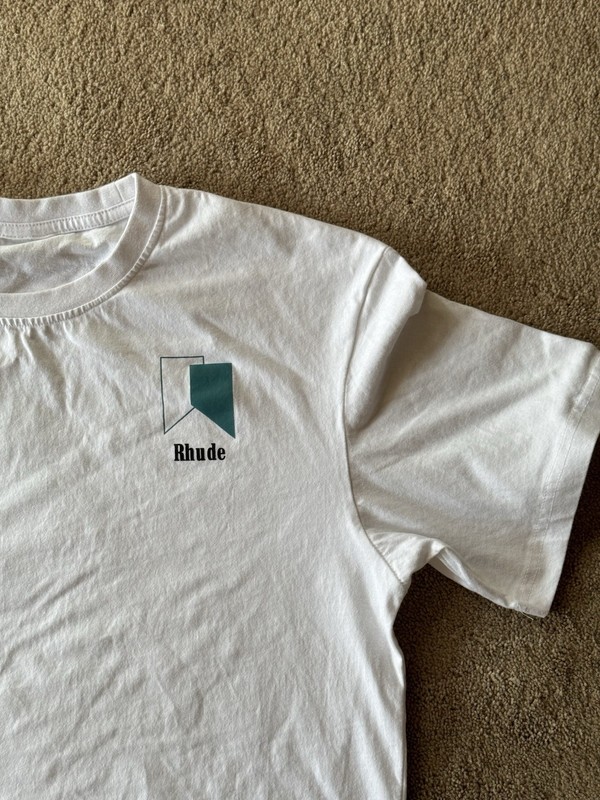 RHUDE White Short Sleeve Men’s T-Shirt With Turquoise Teal Chevron  Size Large