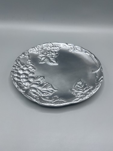 Arthur Court grape vine cheese plate aluminum 8" 2000 - Picture 2 of 11