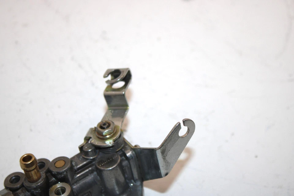 98 Arctic Cat Zr 500 Oem Oil Pump 3005-118 SA169 - Image 2 of 4