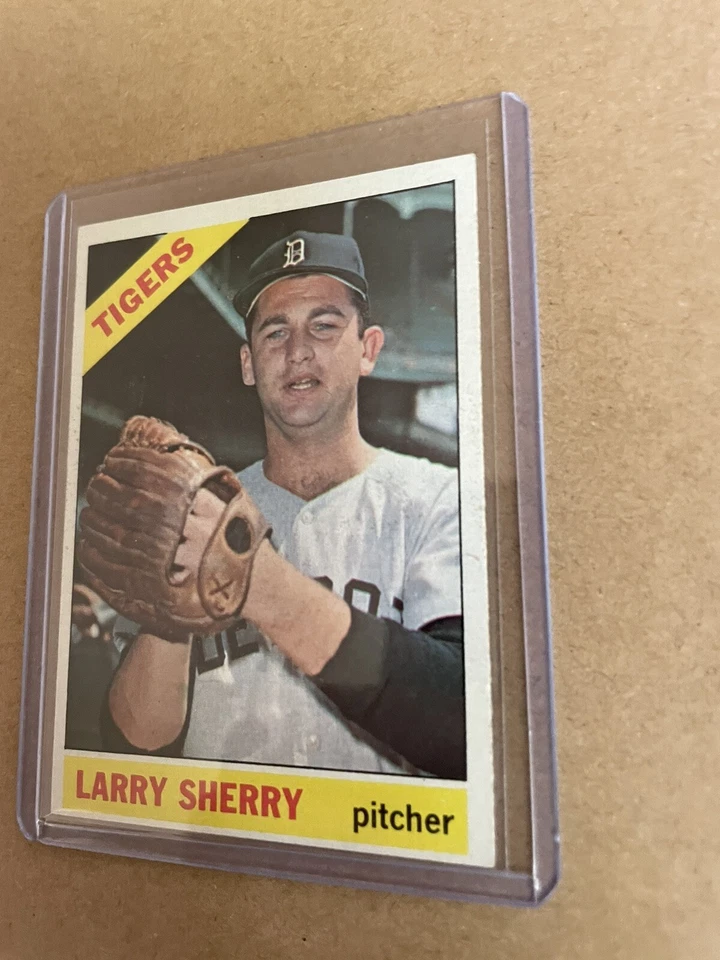 Larry Sherry 1966 #289 Detroit Tigers Pitcher Baseball Card NM-MINT See Pics - Image 3 of 4