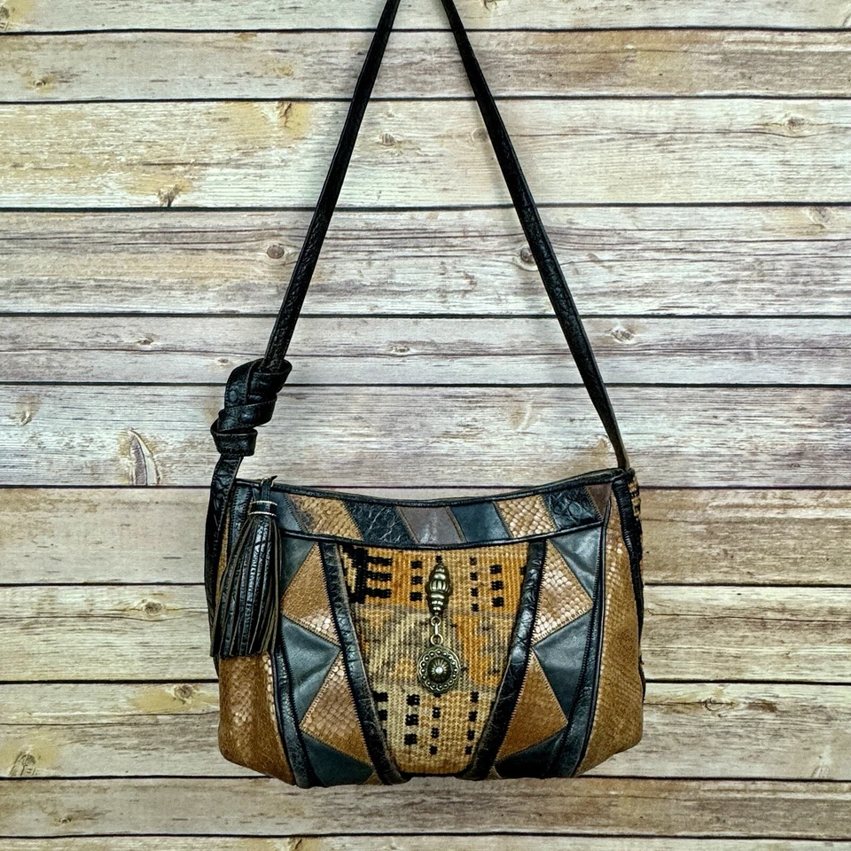 Vintage Sharif Women’s Leather Reptile & Kilim Bohemian Boho Purse with Tassle - Image 2 of 4
