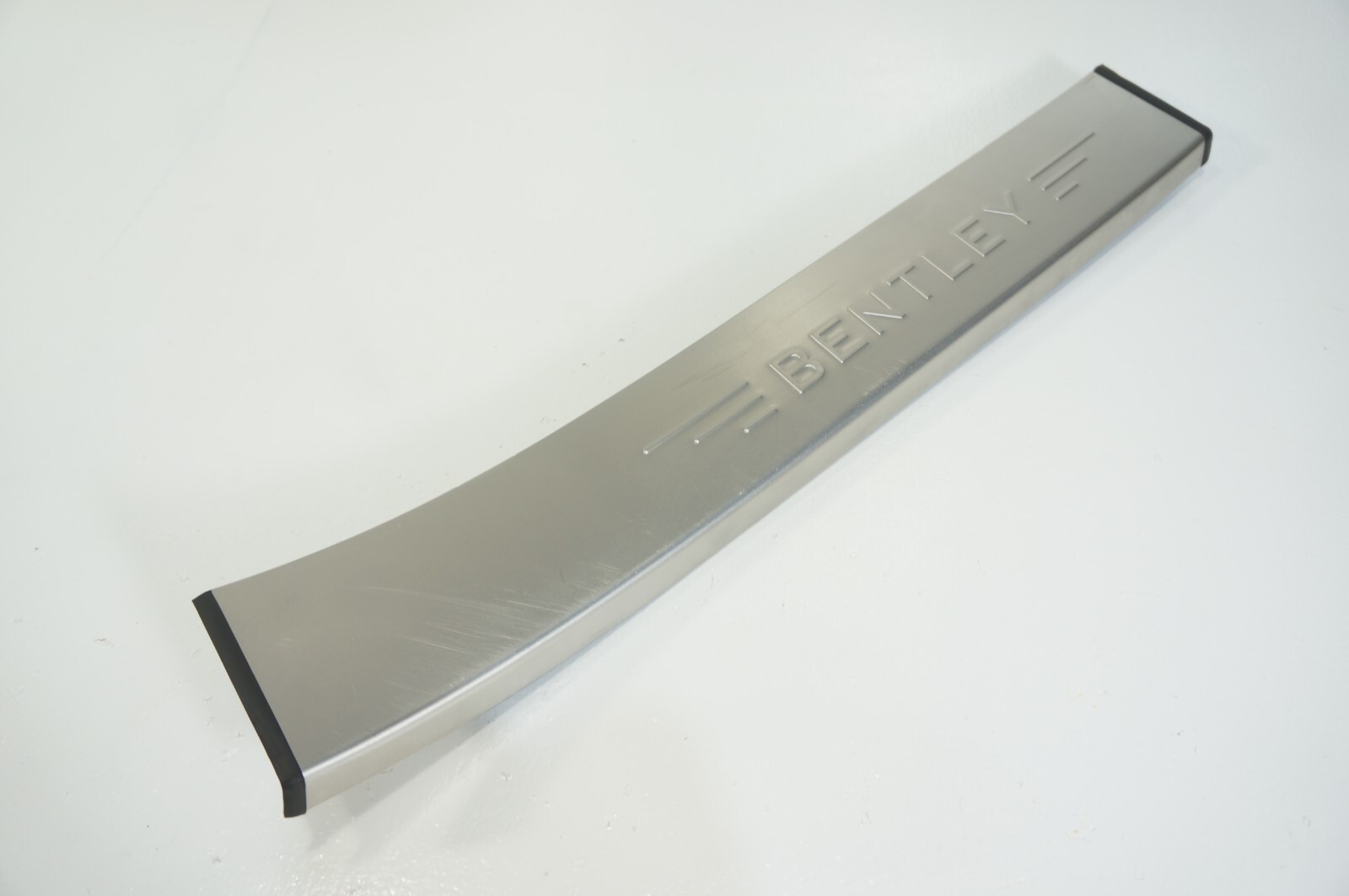 06-12 Bentley Continental Flying Spur Rear Right Door Sill Trim Scuff Step Plate