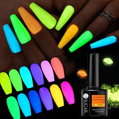 neon nails glow in the dark