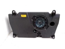 MERCEDES-BENZ A W176 Subwoofer A2468200002 1.99 Benzin 160kw 2015 31615016