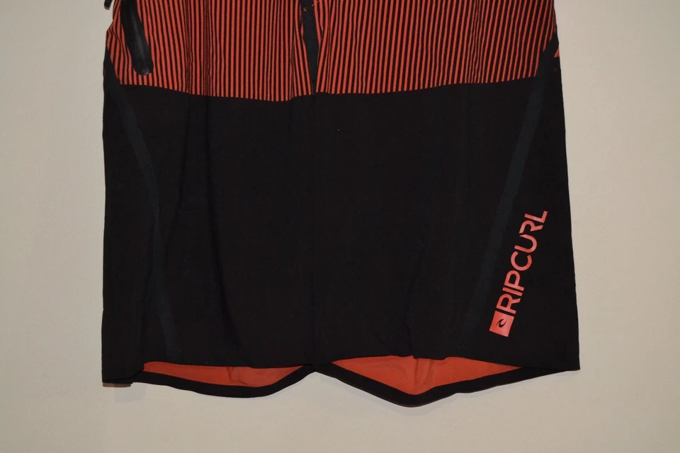Mens RIP CURL Mirage Mick Flanning Surf Boardshorts Swim Trunks Shorts Size 30" - Image 3 of 4