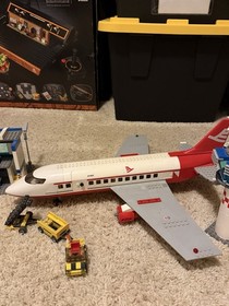LEGO City: Airport (3182) Complete No Box